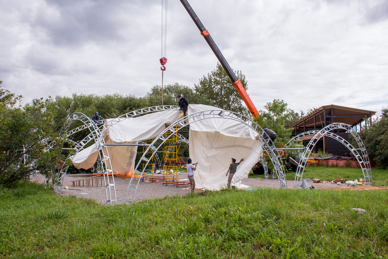 Арочный шатер