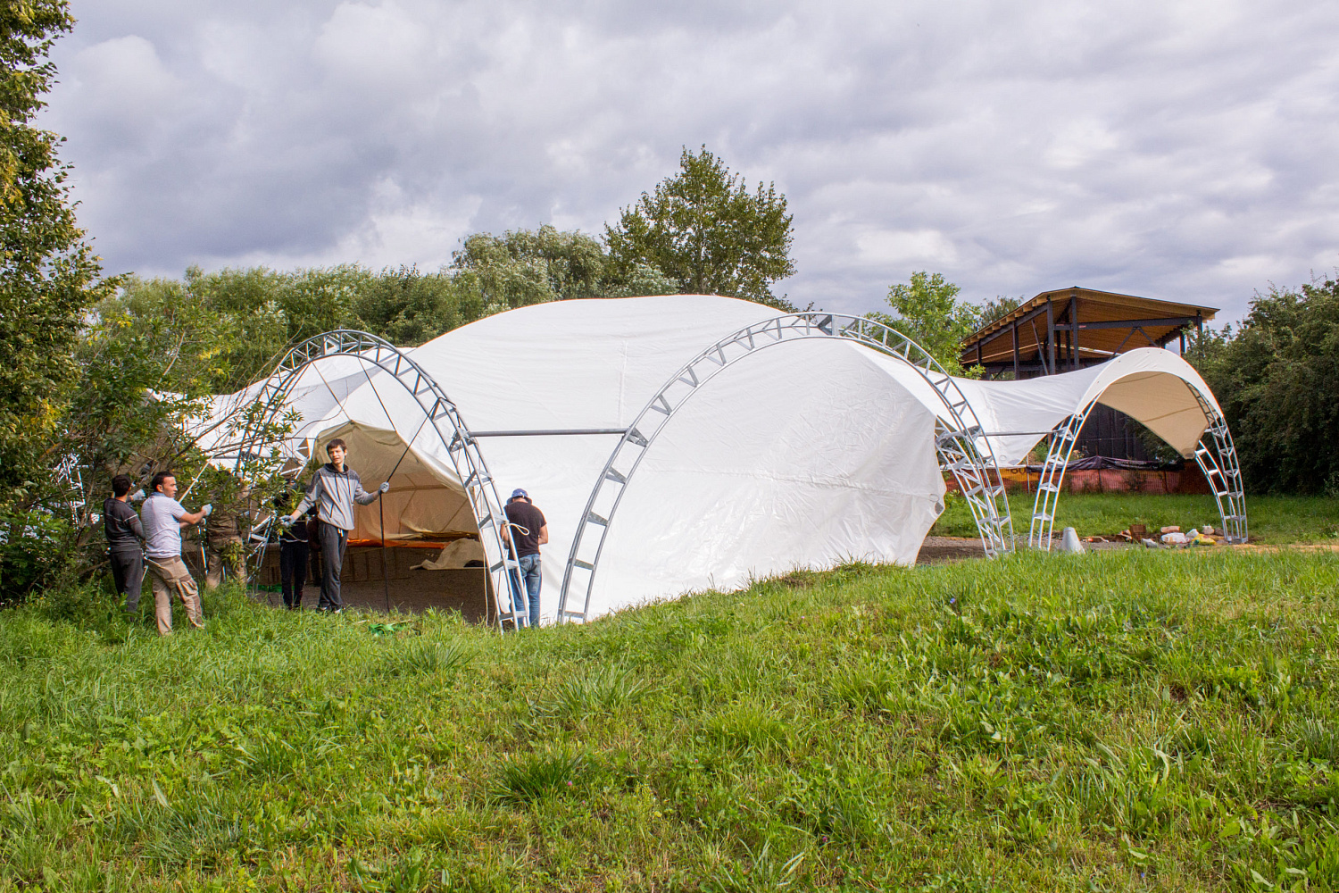 Арочный шатер