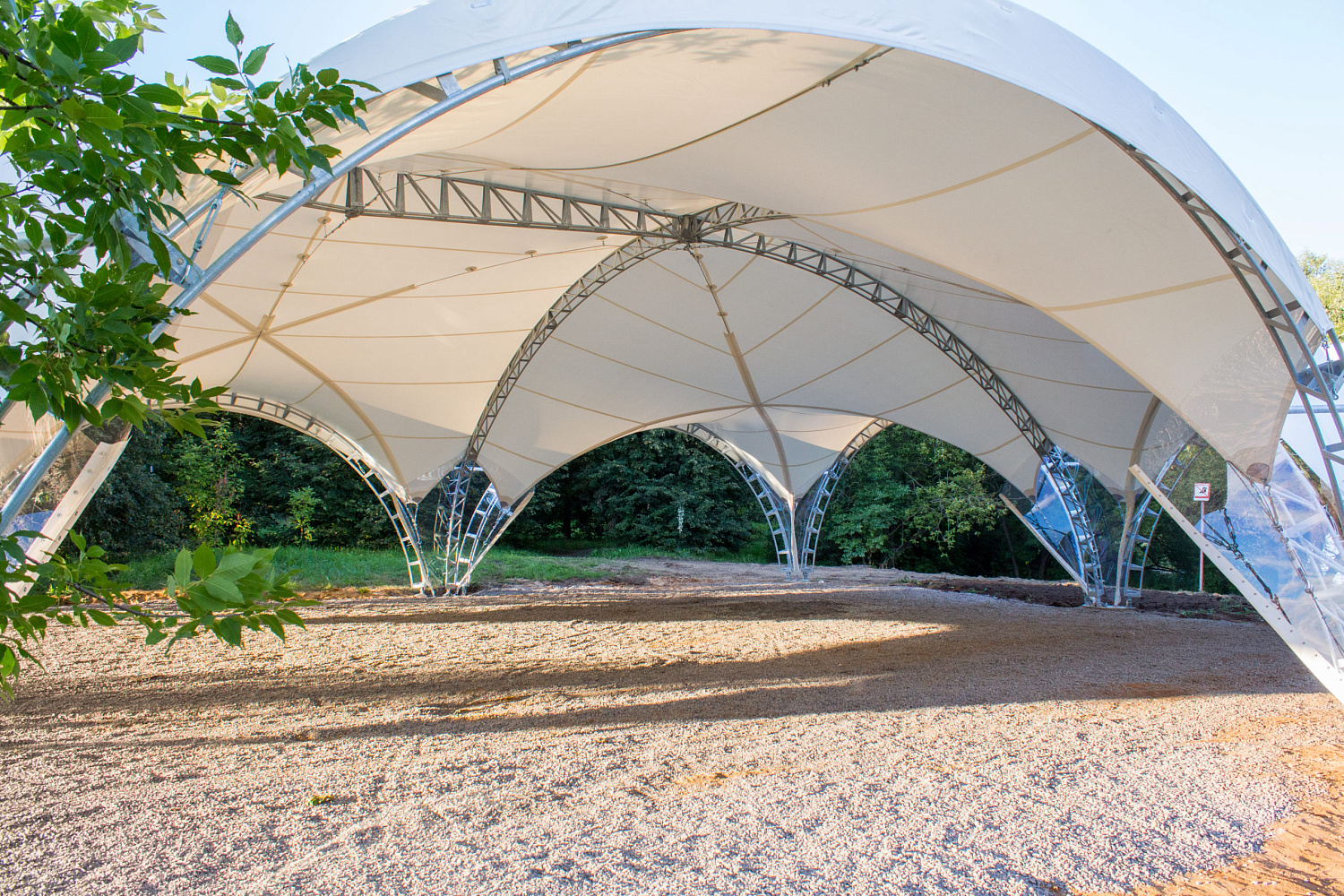 Арочный шатер