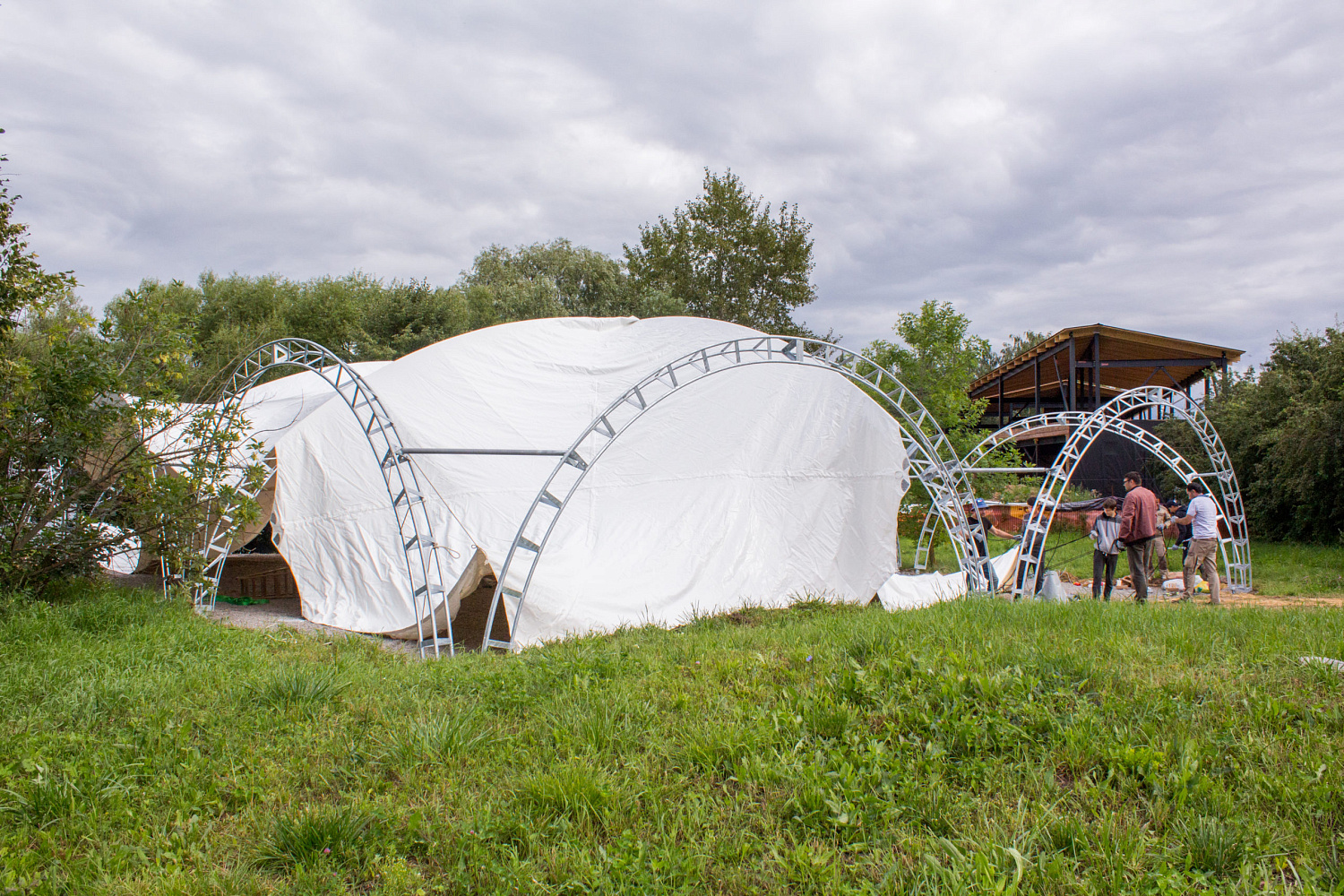 Арочный шатер