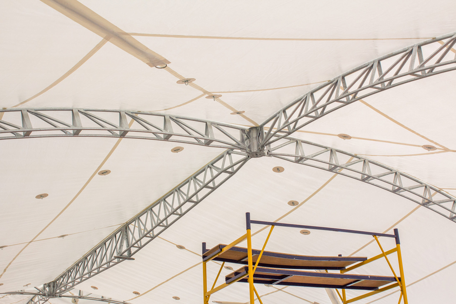 Арочный шатер