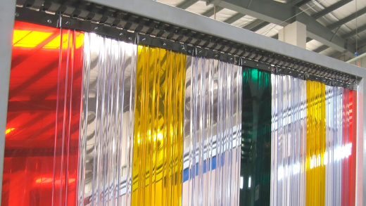 Полосовые ПВХ завесы для склада, цеха и автомойки