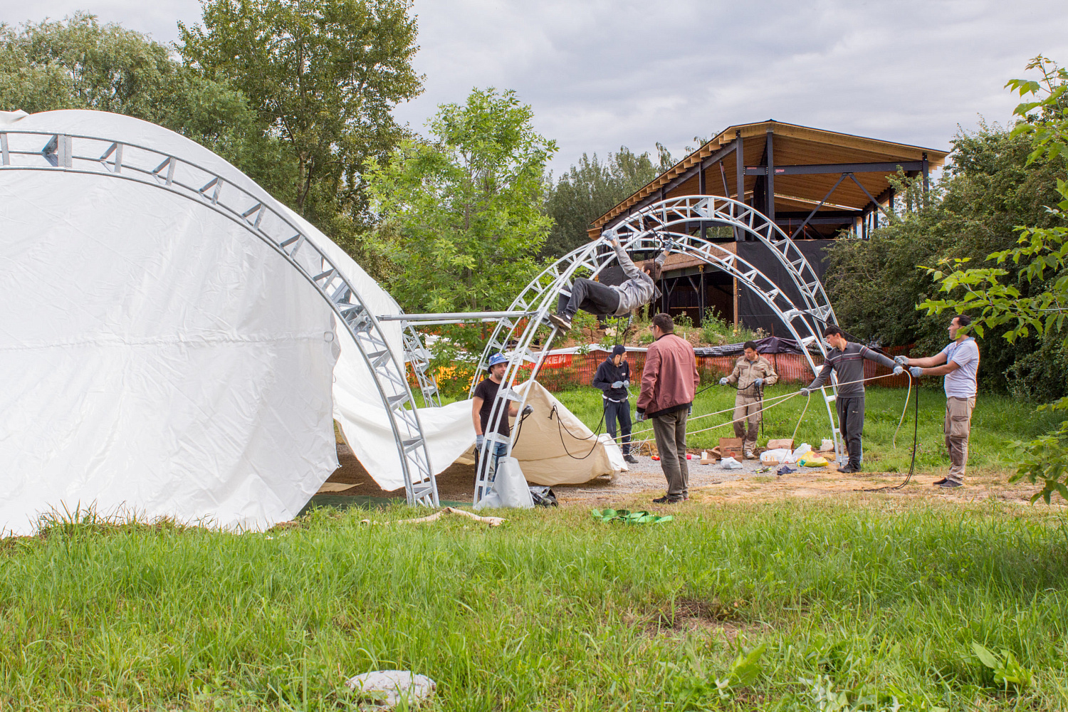 Арочный шатер