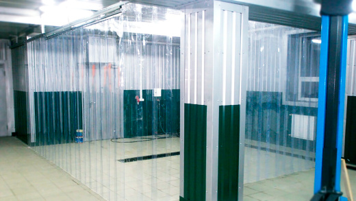 Полосовые ПВХ завесы для склада, цеха и автомойки