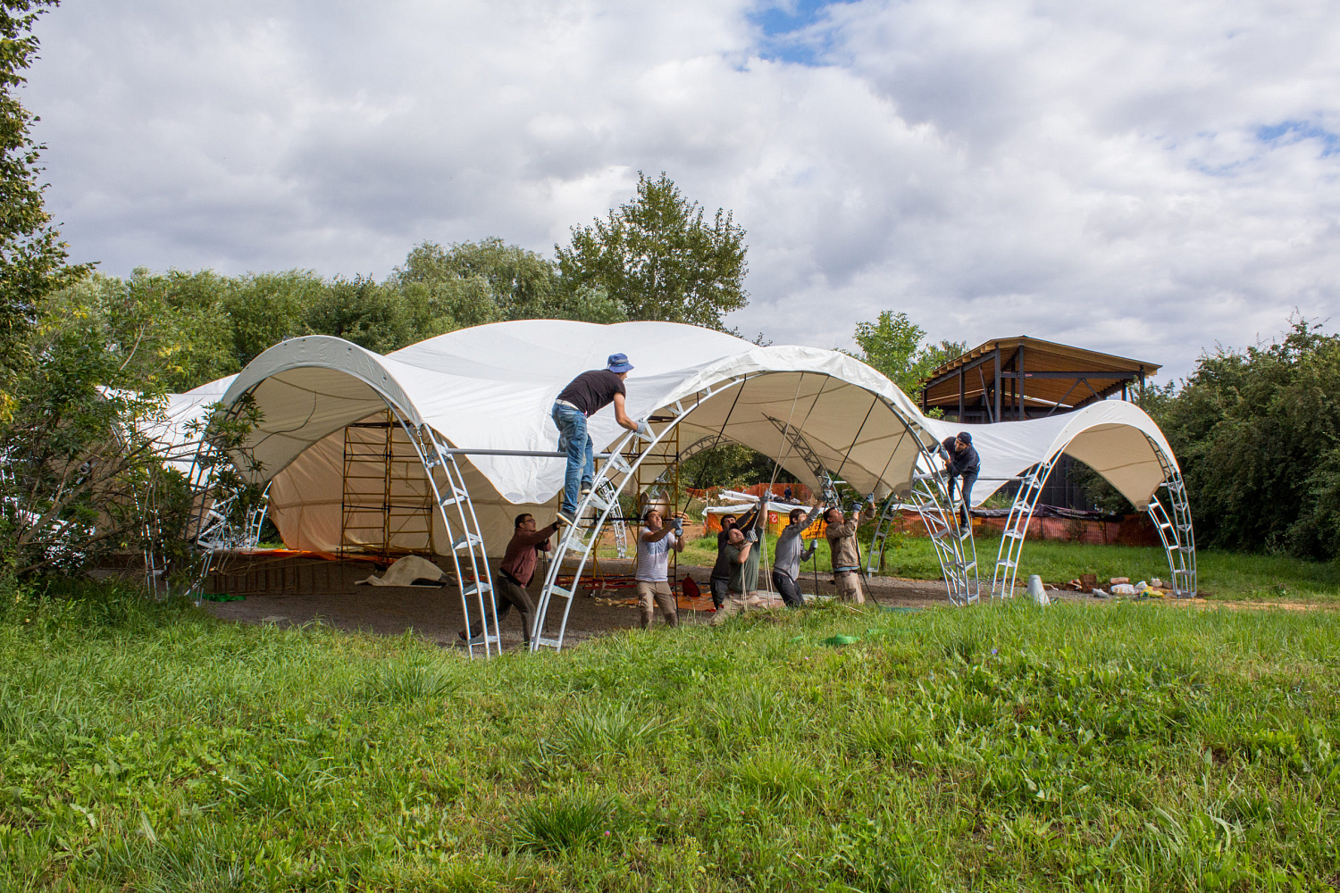 Арочный шатер