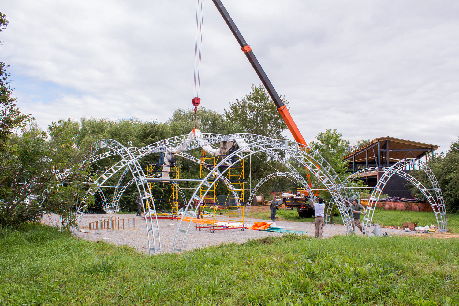 Арочный шатер